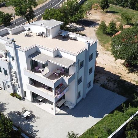 Apartment Anica Kuk Starigrad Paklenica Exterior foto