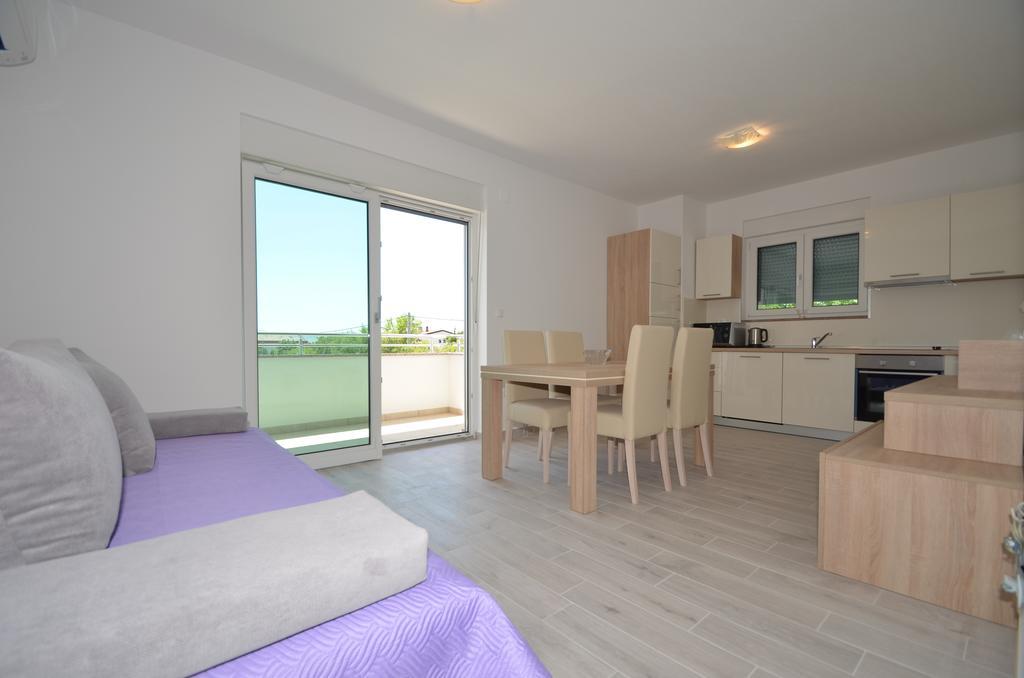 Apartment Anica Kuk Starigrad Paklenica Quarto foto