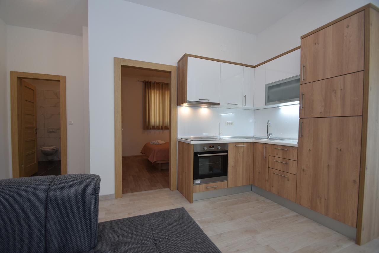Apartment Anica Kuk Starigrad Paklenica Exterior foto