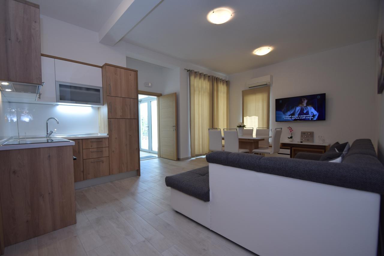 Apartment Anica Kuk Starigrad Paklenica Exterior foto
