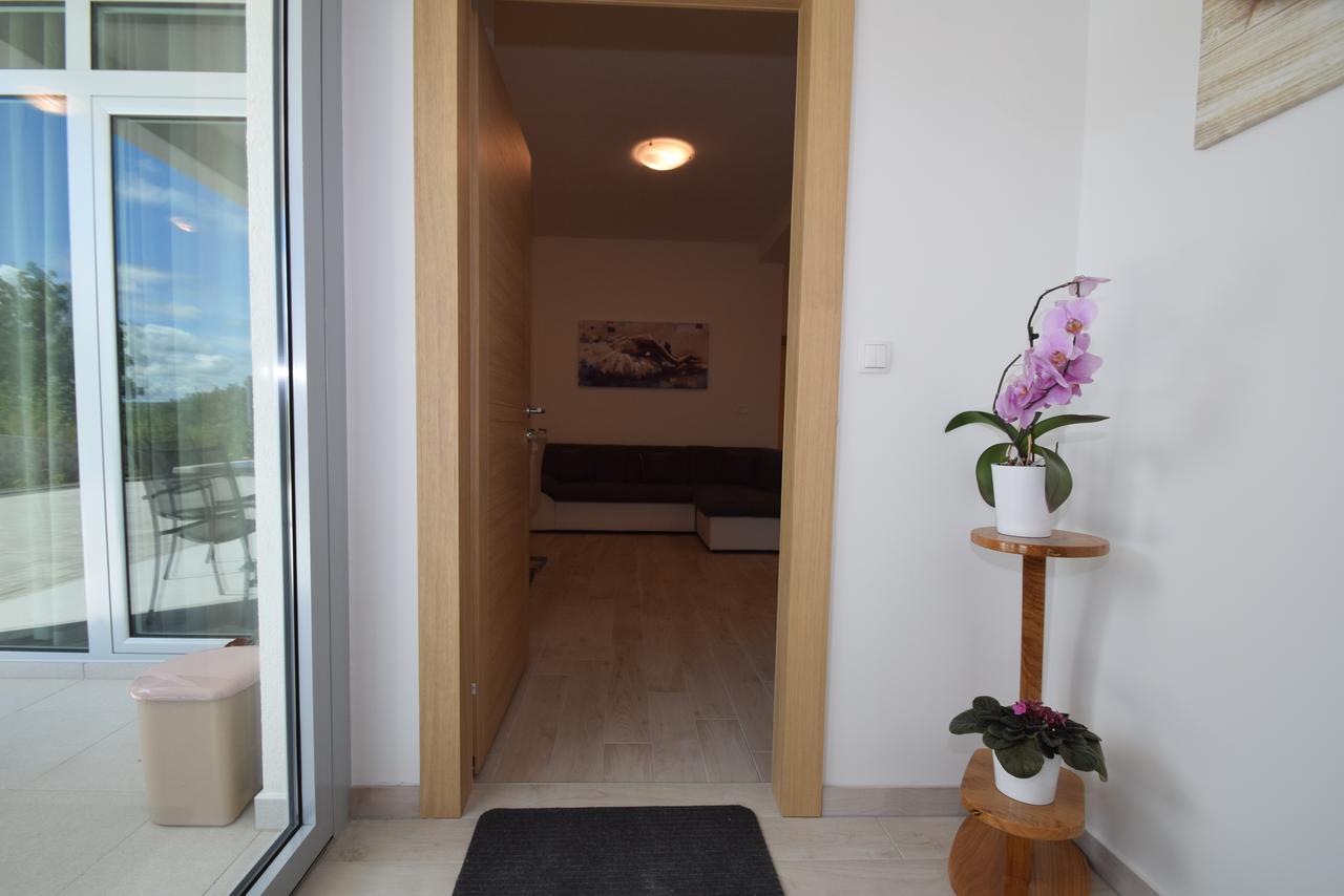 Apartment Anica Kuk Starigrad Paklenica Exterior foto