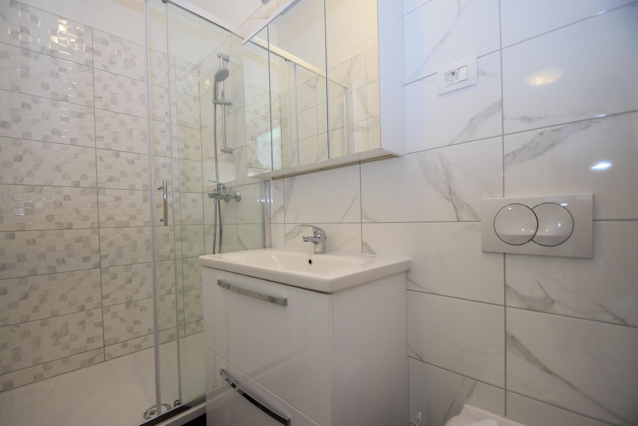 Apartment Anica Kuk Starigrad Paklenica Exterior foto